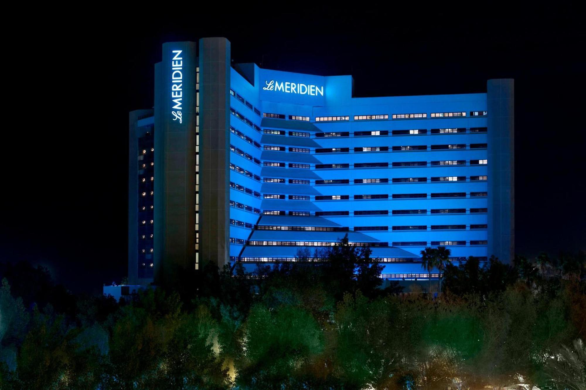 เลอ เมริเดียน อัลโคบาร์ Hotel อัลโคห์บาร์ ภายนอก รูปภาพ Meridien Athens