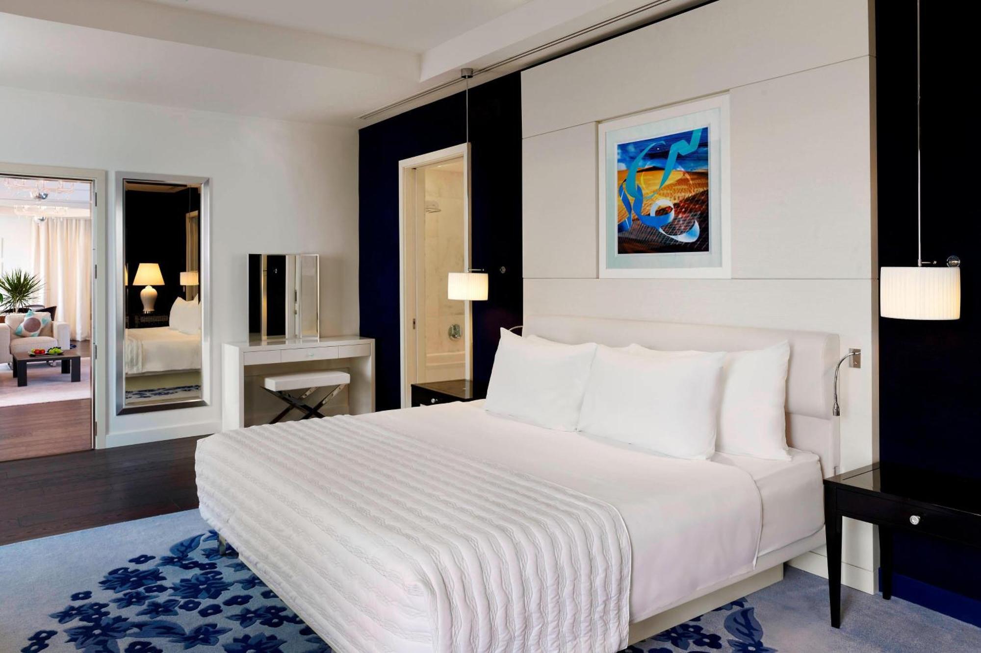 เลอ เมริเดียน อัลโคบาร์ Hotel อัลโคห์บาร์ ภายนอก รูปภาพ A bedroom at the hotel
