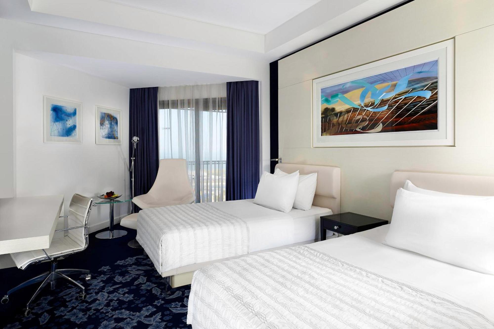 เลอ เมริเดียน อัลโคบาร์ Hotel อัลโคห์บาร์ ภายนอก รูปภาพ A room at the hotel